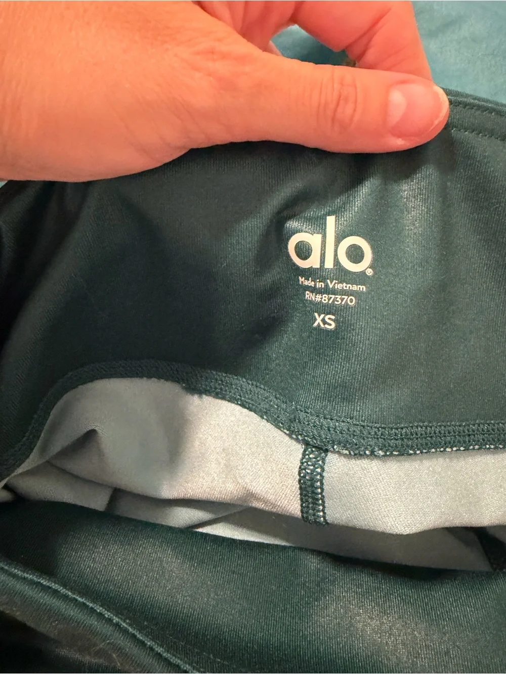Alo Yoga High-Waist‎ Airbrush Ombre leggings teal-to-aqua gradient XS